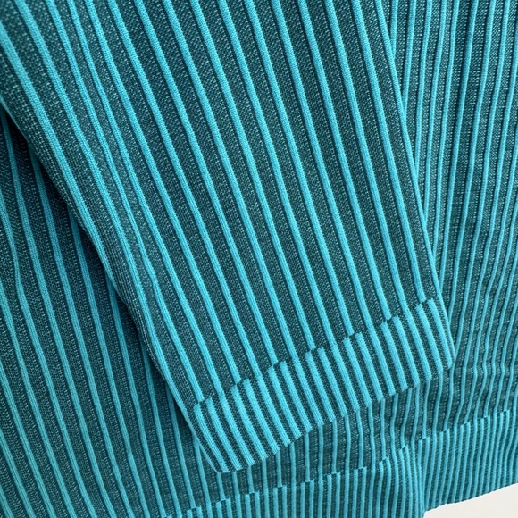 LULULEMON Rest Less Pullover - Picture 9 of 9